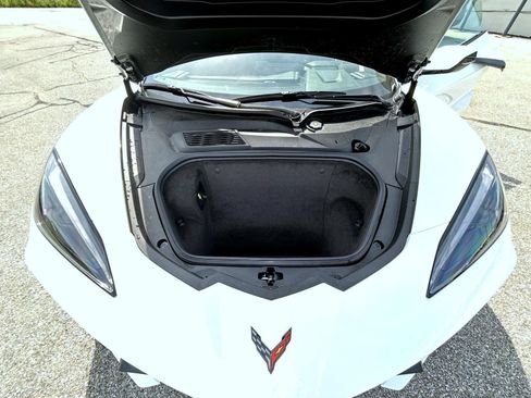 Used 2026 Chevrolet Corvette Stingray Coupe w/ 1LT RWD image 21