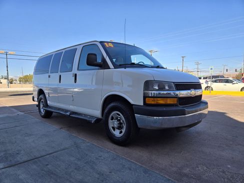 Used 2014 Chevrolet Express 2500 LT w/ LT Preferred Equipment Group image 4