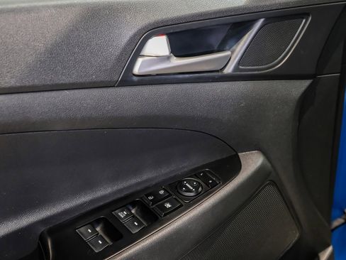 Used 2019 Hyundai Tucson SE image 46