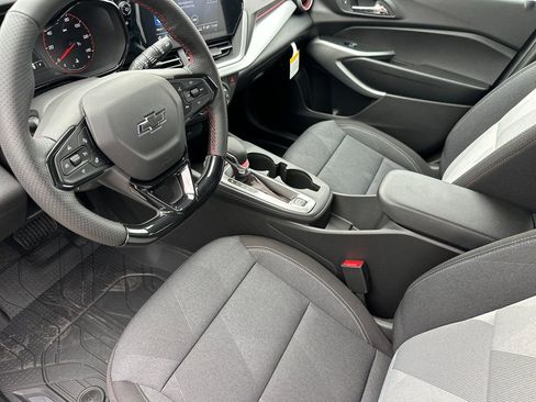 New 2026 Chevrolet Trax RS image 9