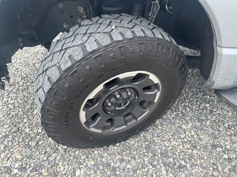 Used 2024 Ford F250 Lariat w/ Lariat Ultimate Package image 2