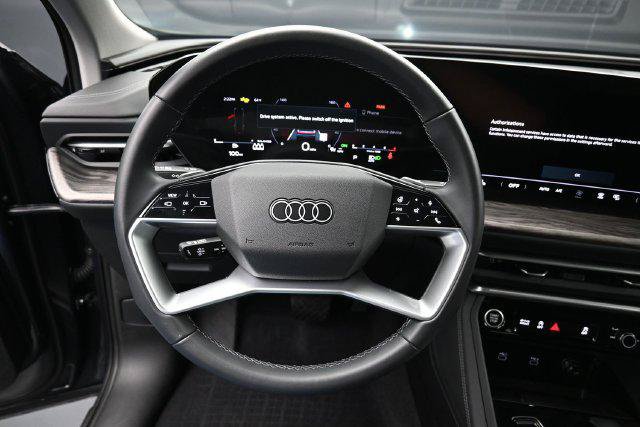 Used 2025 Audi Q5 Premium AWD/4WD image 15