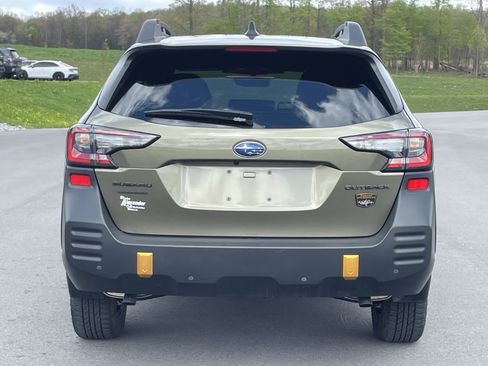 Certified 2025 Subaru Outback Wilderness AWD/4WD image 4