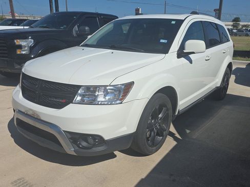 Used 2020 Dodge Journey Crossroad FWD image 5