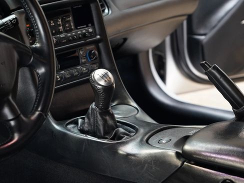 Used 2002 Chevrolet Corvette Z06 w/ Memory Pkg image 37