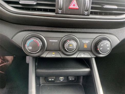 Used 2023 Kia Forte LXS image 25