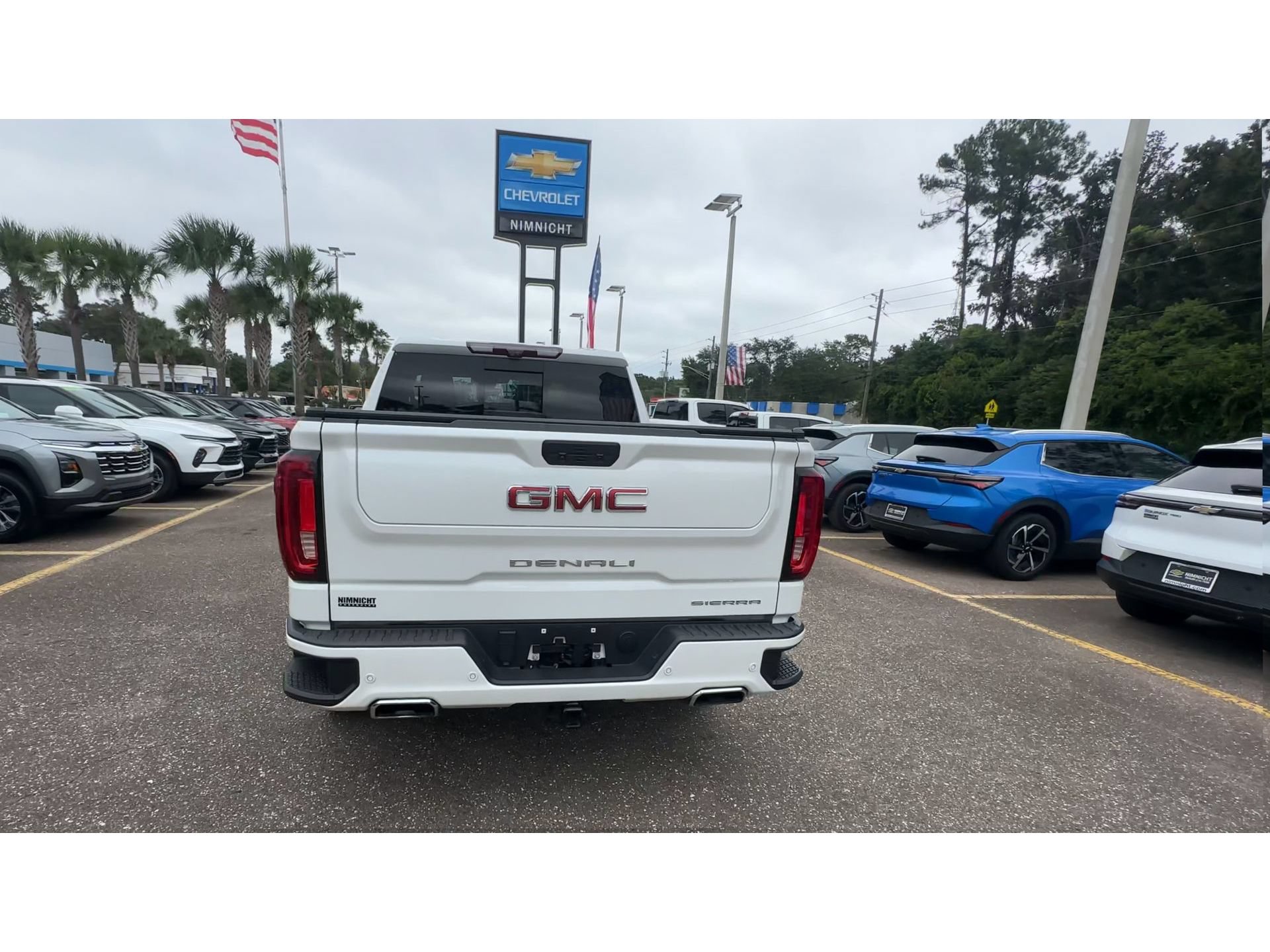 Used 2020 GMC Sierra 1500 Denali w/ Denali Ultimate Package AWD/4WD image 3