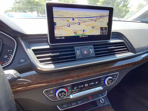 Used 2018 Audi Q5 2.0T Premium Plus AWD/4WD image 20