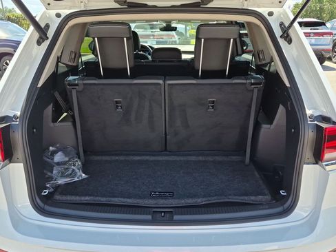 Used 2026 Volkswagen Atlas SE AWD/4WD image 33