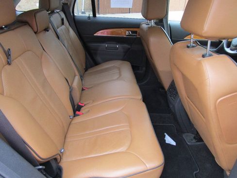 Used 2015 Lincoln MKX AWD w/ Equipment Group 102A image 22