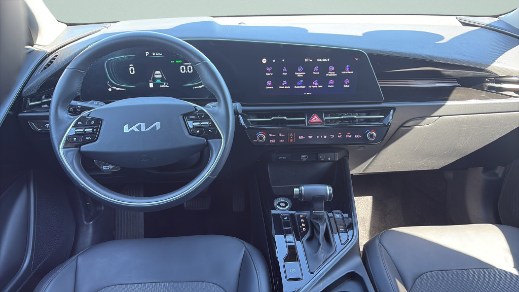 Used 2023 Kia Niro EX FWD image 11