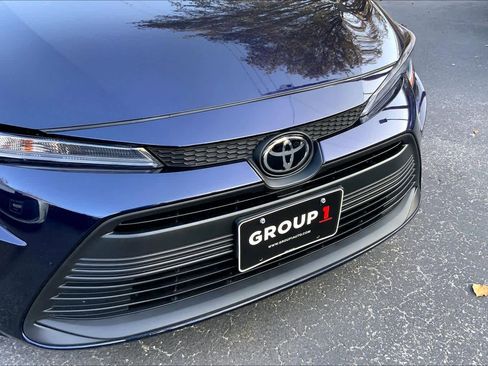 Used 2026 Toyota Corolla LE image 28