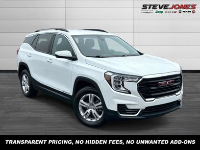 Used 2022 GMC Terrain SLE w/ Driver Convenience Package
