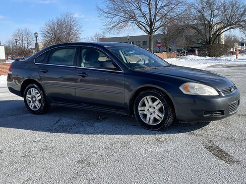 Used 2010 Chevrolet Impala LT image 3