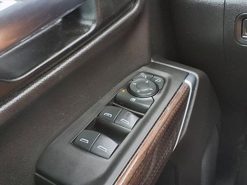 Used 2020 Chevrolet Silverado 1500 RST w/ True North Edition image 37