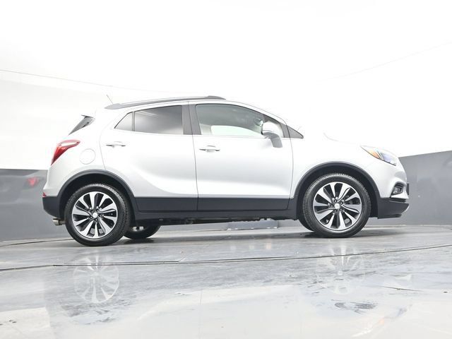 Used 2019 Buick Encore Essence FWD image 31