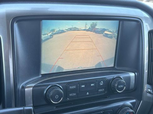 Used 2019 Chevrolet Silverado 1500 LT AWD/4WD image 9