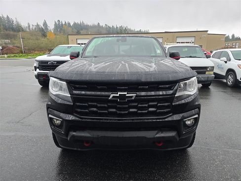 Used 2022 Chevrolet Colorado LT w/ Redline Special Edition image 9