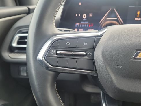 Used 2024 Chevrolet Traverse LT image 22