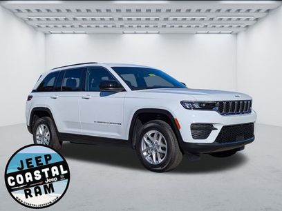 New 2025 Jeep Grand Cherokee Laredo
