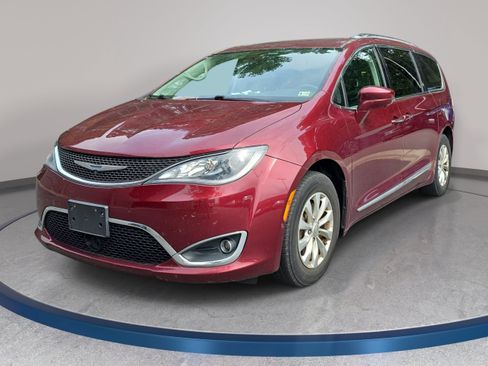 Used 2018 Chrysler Pacifica Touring-L w/ Advanced Safetytec Group FWD image 1