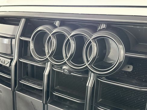 Used 2023 Audi SQ7 Prestige w/ Prestige Package AWD/4WD image 35