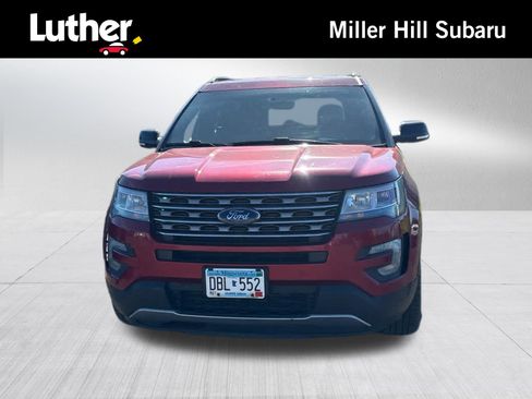 Used 2016 Ford Explorer XLT w/ Equipment Group 202A AWD/4WD image 1