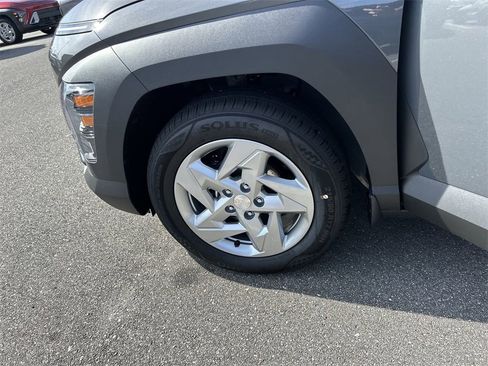 New 2026 Hyundai Kona SE image 29