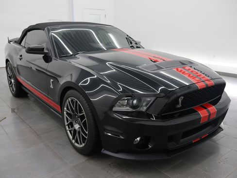 Used 2011 Ford Mustang Shelby GT500 w/ SVT Performance Pkg RWD image 2