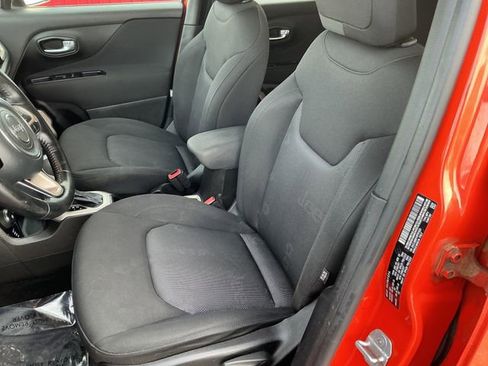 Used 2017 Jeep Renegade Latitude image 37