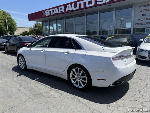 Used 2016 Lincoln MKZ Hybrid w/ Equipment Group 600A Reserve FWD image 6