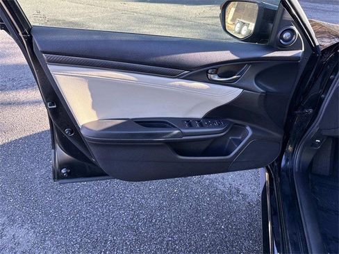 Used 2018 Honda Civic Sport Touring image 13