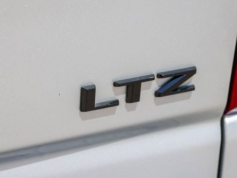 Used 2021 Chevrolet Silverado 2500 LTZ w/ LTZ Plus Package AWD/4WD image 36