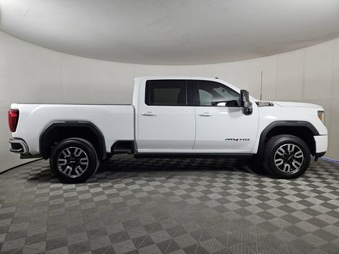 Used 2021 GMC Sierra 2500 AT4 w/ AT4 Premium Plus Package AWD/4WD image 3