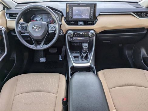 Used 2021 Toyota RAV4 XLE image 16