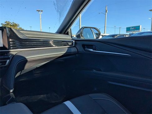 Used 2025 Toyota Camry LE image 15