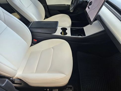 Used 2019 Tesla Model 3 Standard Range Plus RWD image 7