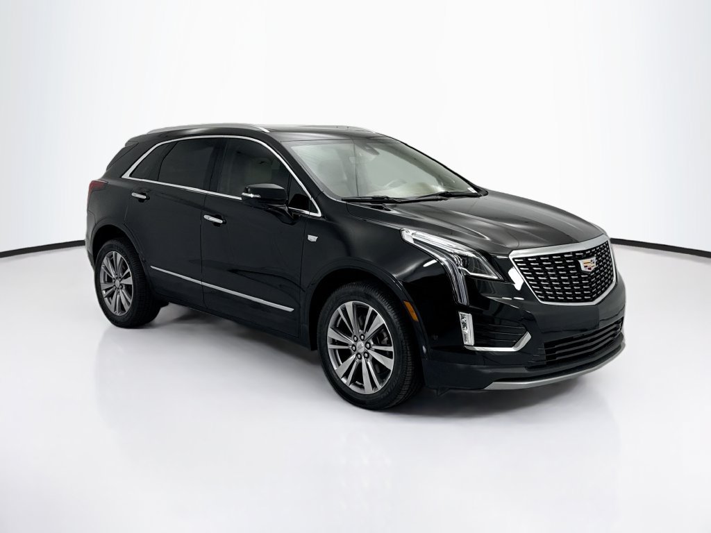 Used 2024 Cadillac XT5 Premium Luxury w/ Platinum Package FWD image 3