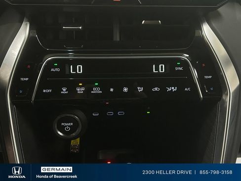Used 2024 Toyota Venza Limited AWD/4WD image 23