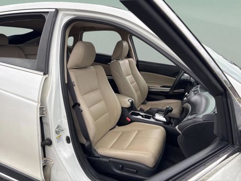 Used 2015 Honda Crosstour EX-L image 31