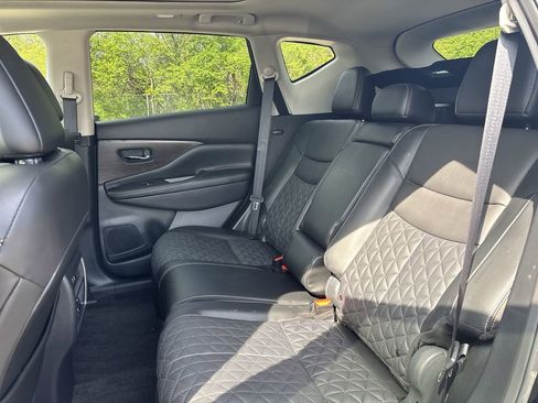 Certified 2024 Nissan Murano Platinum w/ Cargo Package FWD image 17