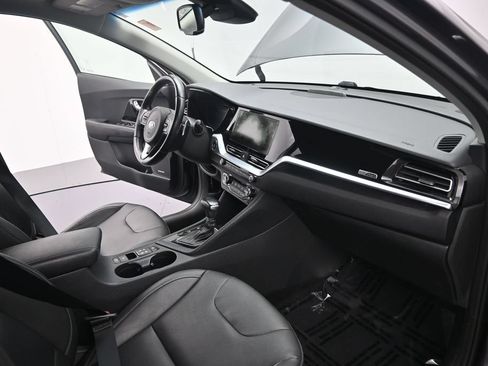Used 2020 Kia Niro EX Premium FWD image 20