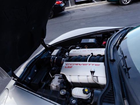 Used 2007 Chevrolet Corvette Convertible w/ Preferred Equipment Group image 36