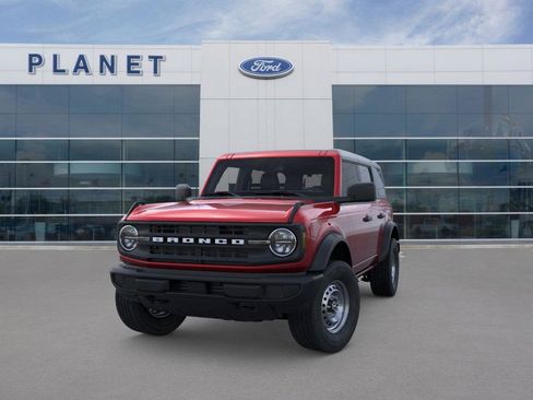 New 2025 Ford Bronco 4-Door image 2