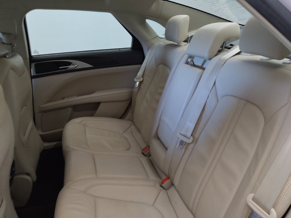 Used 2017 Lincoln MKZ Select w/ Technology Package FWD image 18
