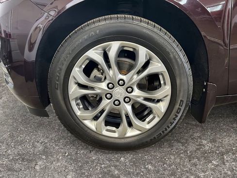 Used 2020 Buick Enclave Avenir w/ Avenir Technology Package image 12