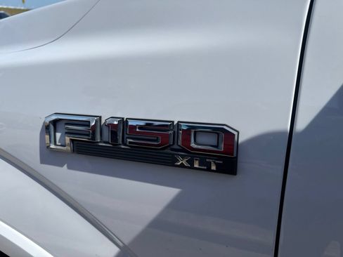 Used 2018 Ford F150 XLT w/ Equipment Group 302A Luxury RWD image 12
