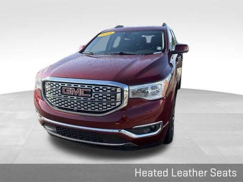 Used 2018 GMC Acadia Denali w/ Technology Package FWD image 5