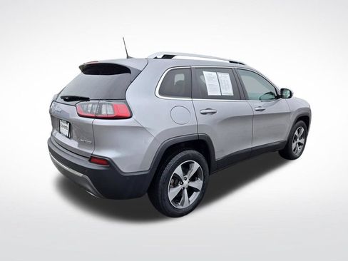 Used 2019 Jeep Cherokee Limited w/ Luxury Group AWD/4WD image 3