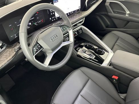 New 2025 Audi Q5 Premium Plus image 9